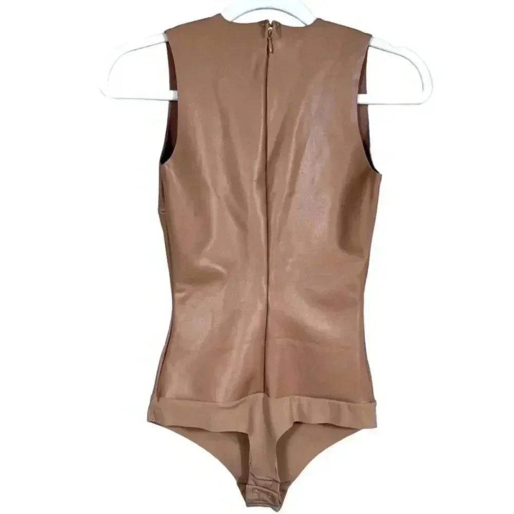 SKIMS Faux Leather Brown (Jasper) Crew Neck Bodysuit Size XL NWT - Picture 13 of 15